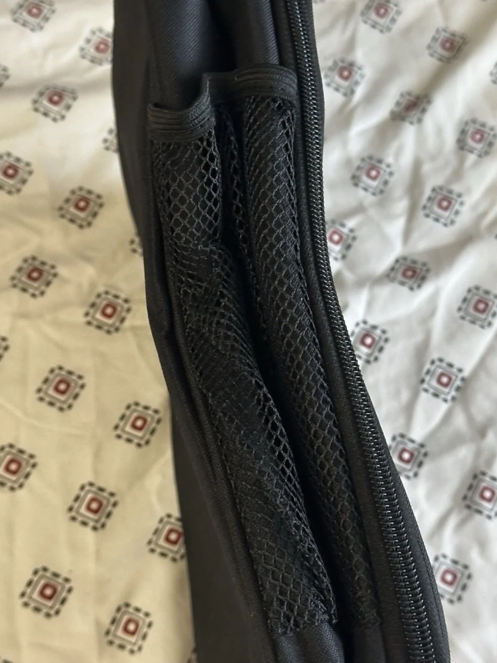 N/A black insulated